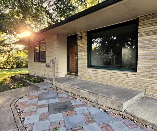 view of entrance to property