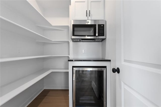 13424 W 178th St, Overland Park, KS 66013 - storage area featuring beverage cooler