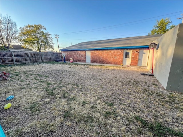 1201 S Willow St, Coffeyville, KS 67337 - view of yard