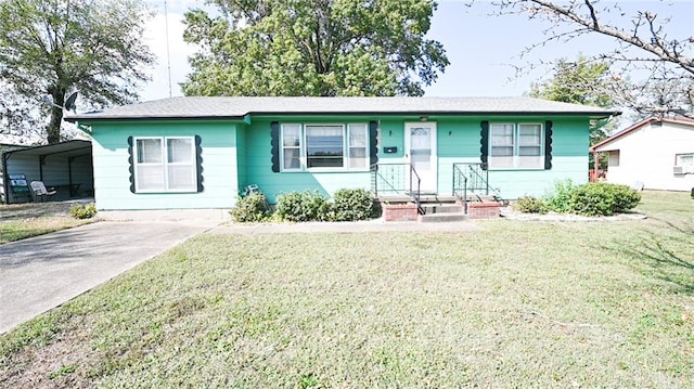 single story home featuring a front yard