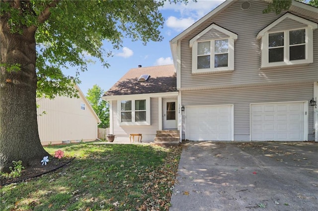 view of front facade featuring a garage