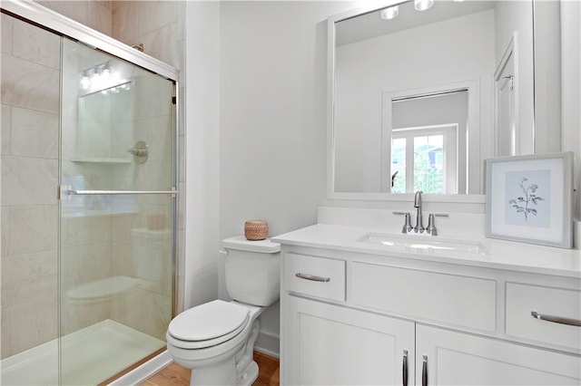22063 W 100th Ter, Lenexa, KS 66220 - full bathroom featuring vanity and tiled shower