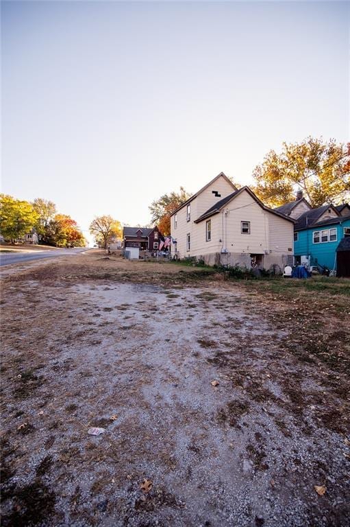 929 N 7th St, Atchison, KS 66002 - view of property exterior