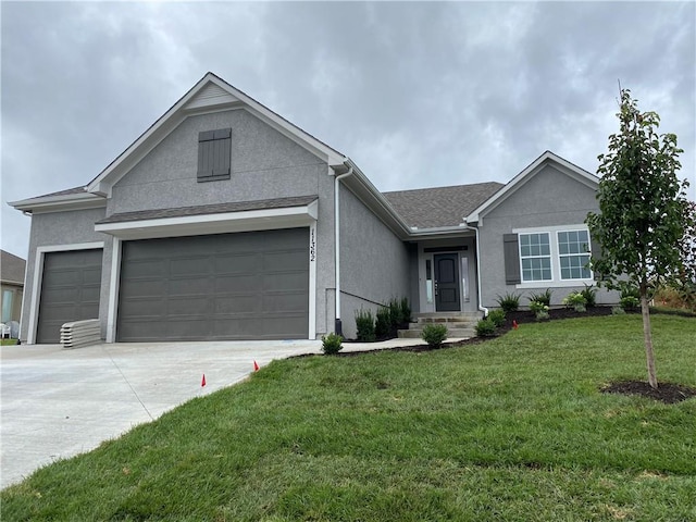 ranch-style home with a front yard