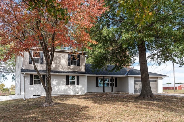 view of front facade with a garage