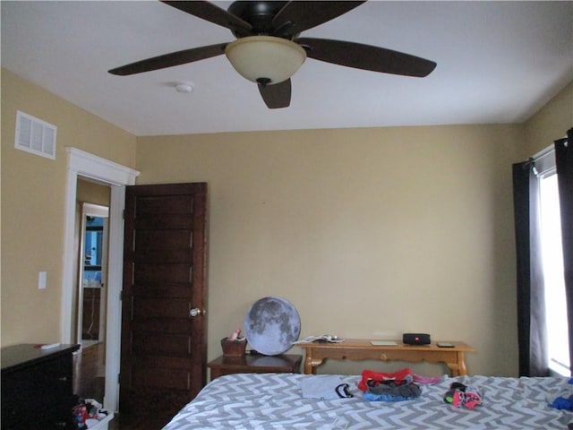 bedroom featuring ceiling fan