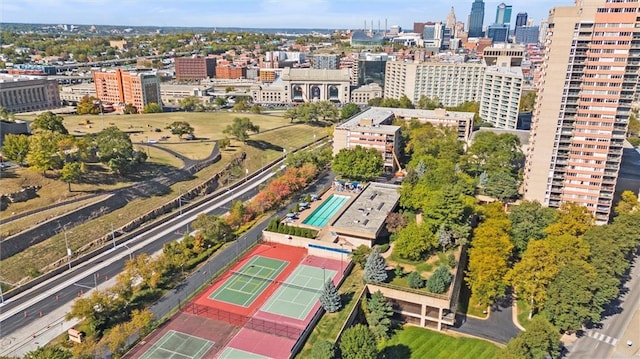 drone / aerial view with a view of city