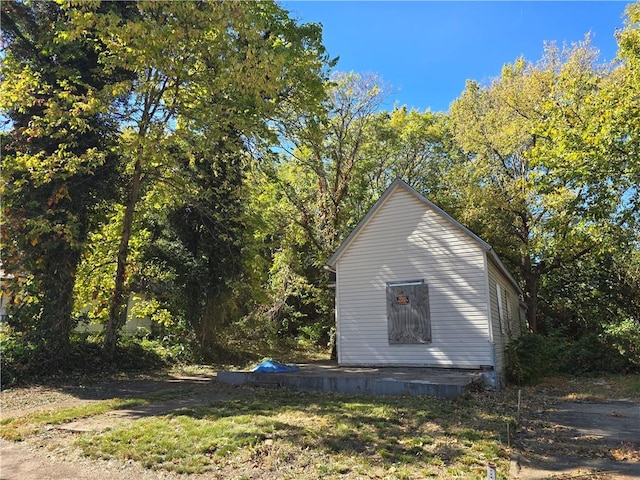 view of property exterior