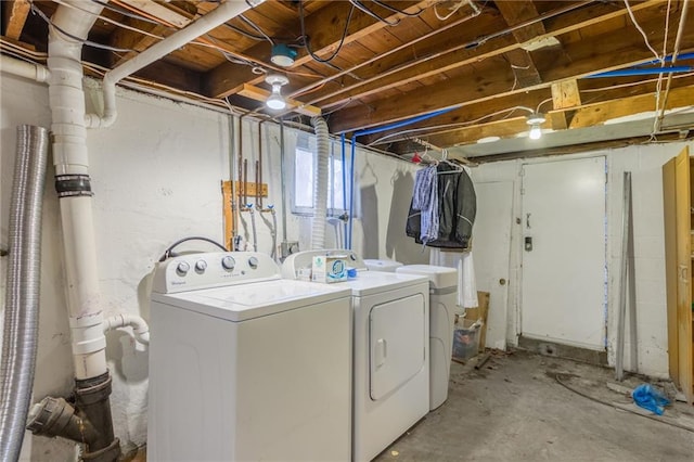 laundry area featuring washer and dryer