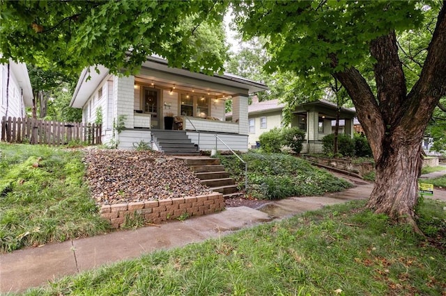 view of front of house featuring covered porch