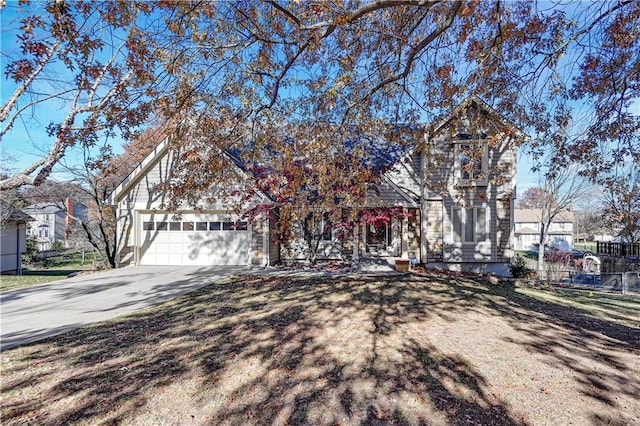 view of front facade with a garage