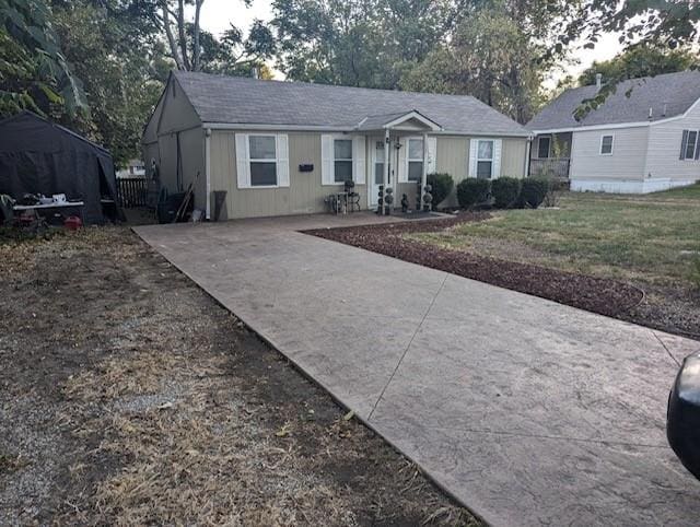 view of front of home