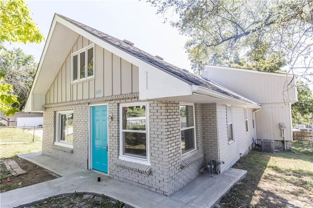 view of front of house featuring central AC