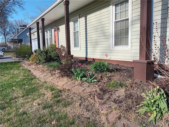 305 18th Ave N, Greenwood, MO 63034 - view of side of property