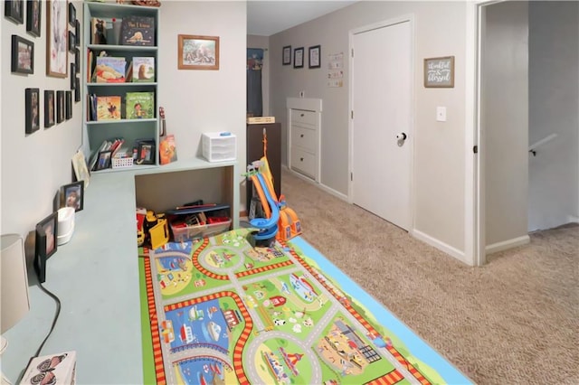 recreation room featuring carpet floors