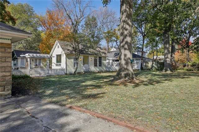 503 S 2nd St, Clinton, MO 64735 - view of front facade