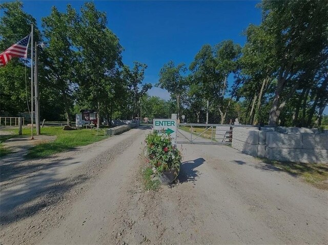218 NE Lakeside Dr, La Cygne, KS 66040