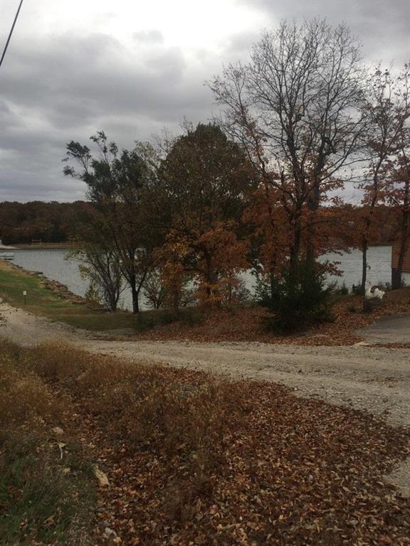 22 Granada Rd, Mound City, KS 66506