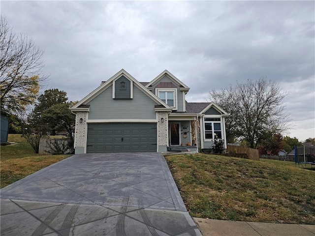 craftsman-style house with a front yard