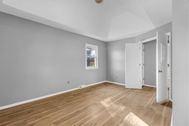 empty room featuring light hardwood / wood-style flooring