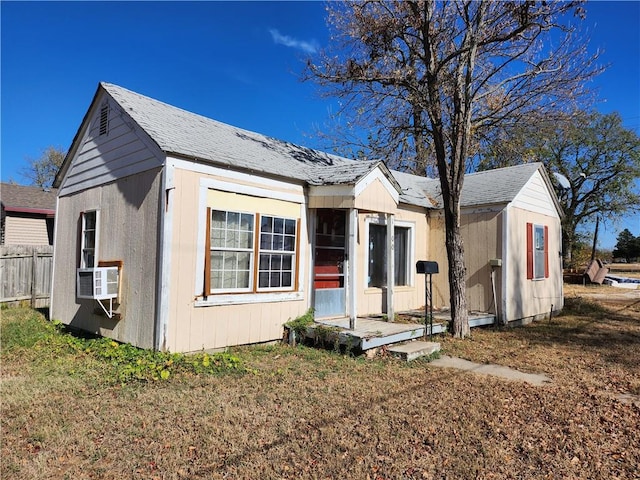 1600 Irving St, Independence KS, 67301, 2 bedrooms, 1 bath house for sale