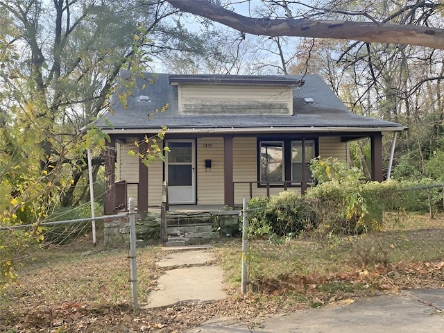 view of front of house with covered porch