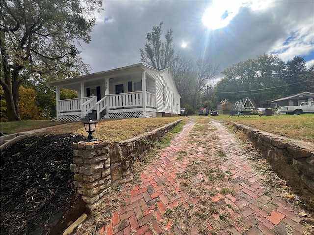 view of front of property with a porch