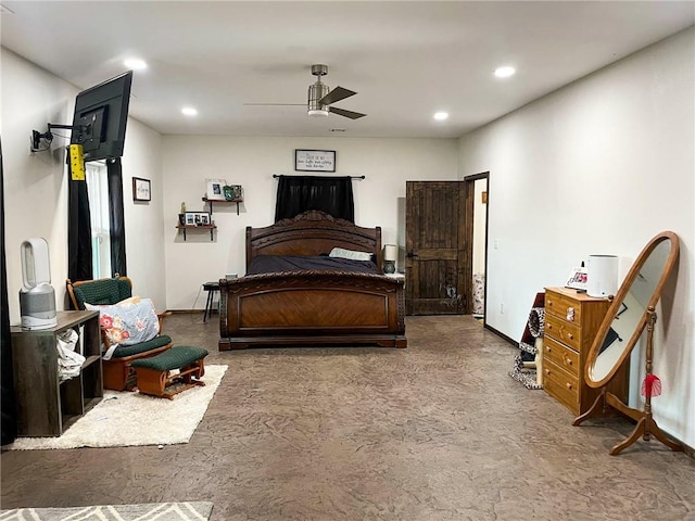 bedroom featuring ceiling fan