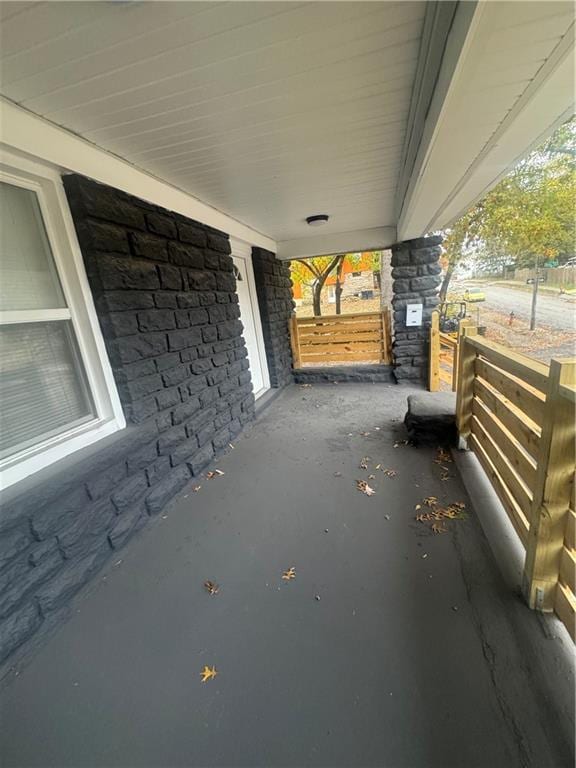 view of patio / terrace with covered porch