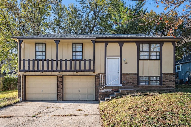 view of front of house with a garage