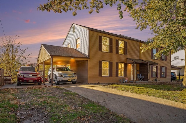 view of front facade featuring a carport