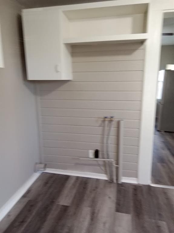 washroom featuring dark hardwood / wood-style floors