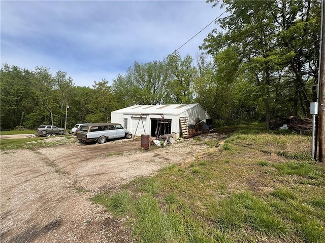 view of outbuilding