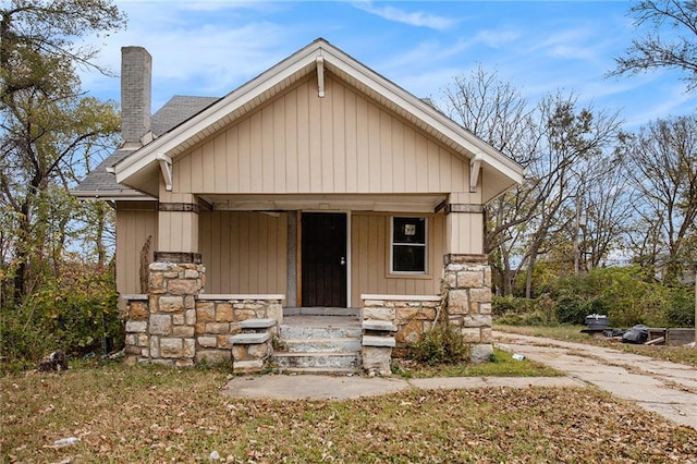 view of front of house with a porch