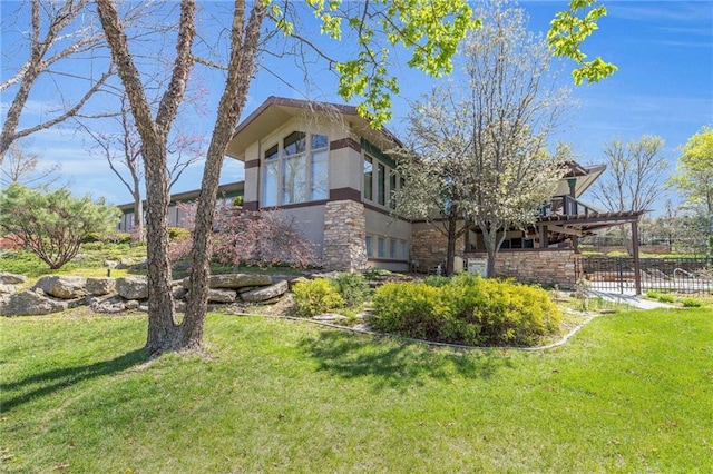 32225 W 88th St, De Soto, KS 66018 - exterior space featuring fence