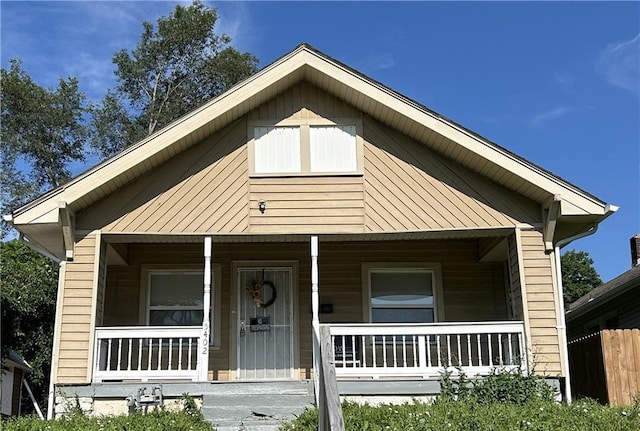 view of front of home with covered porch