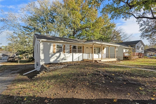 view of front facade with covered porch