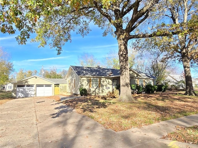 ranch-style home featuring a garage