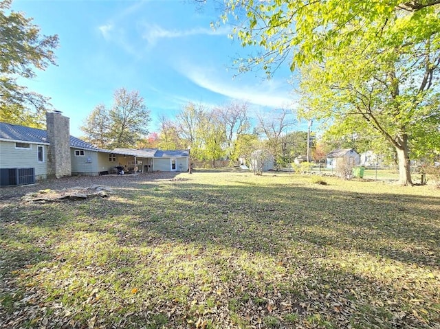 view of yard featuring cooling unit