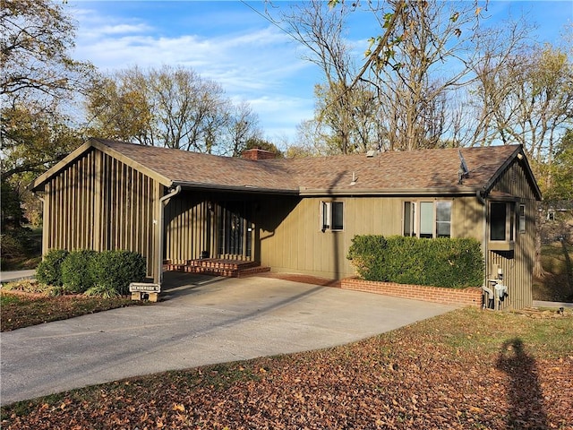 view of ranch-style home