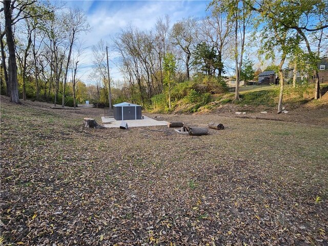 2716 N 10th St, Independence, KS 67301 - view of yard