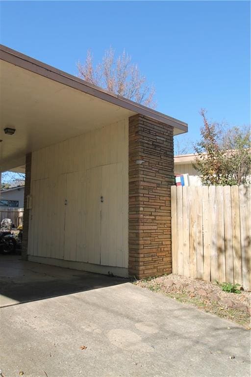 view of outbuilding