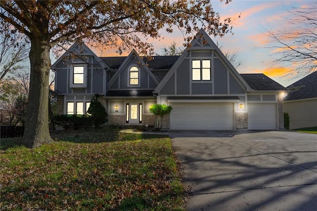 view of front of property featuring a garage