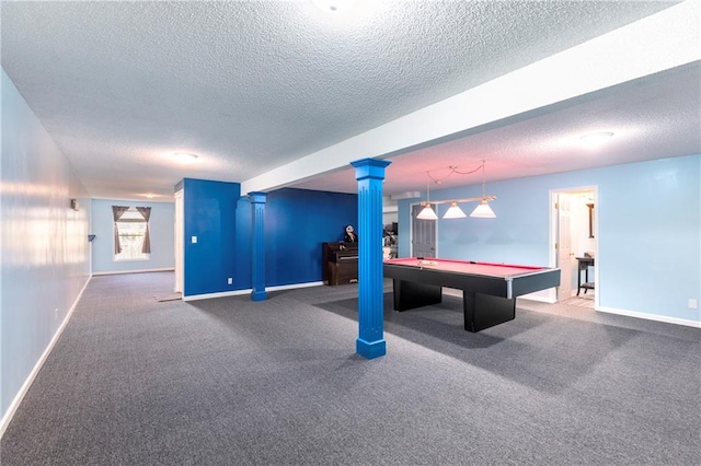 playroom with a textured ceiling, carpet flooring, and baseboards