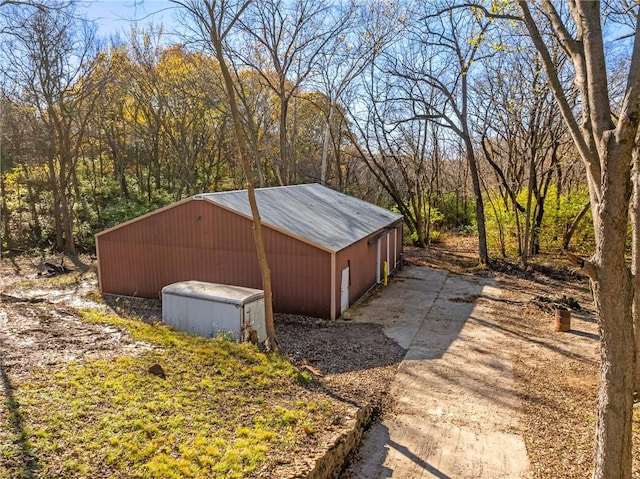 view of outbuilding