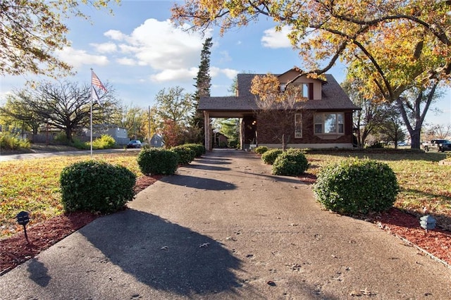 view of front property