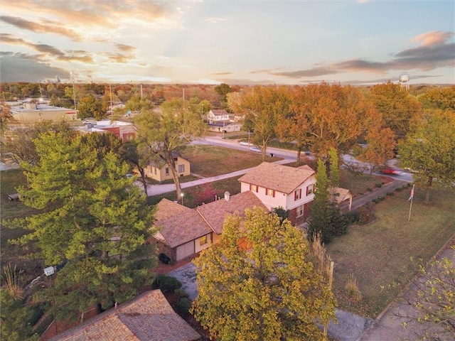 view of aerial view at dusk