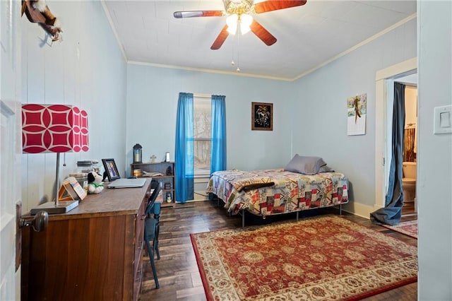 bedroom with ceiling fan, crown molding, and dark hardwood / wood-style floors