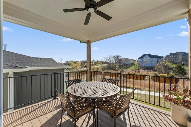 deck with ceiling fan