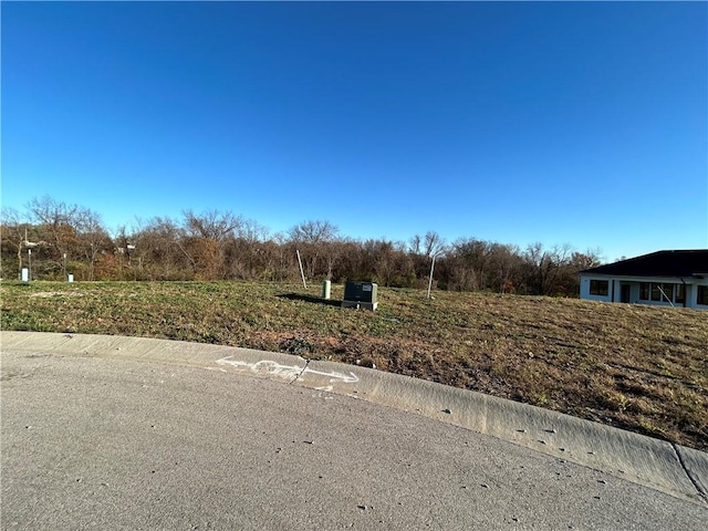 704 NE Pavilion Dr, Blue Springs MO, 64029 land for sale